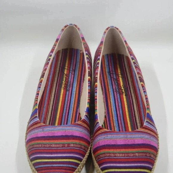 Beacon Women's Multicolor Mexican Aztec Slip-On Espadrilles Wedge Heels 7.5N - Picture 2 of 11